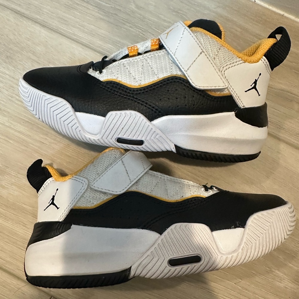 Jordan Stay Loyal yellow/ black/white boys size 12c
